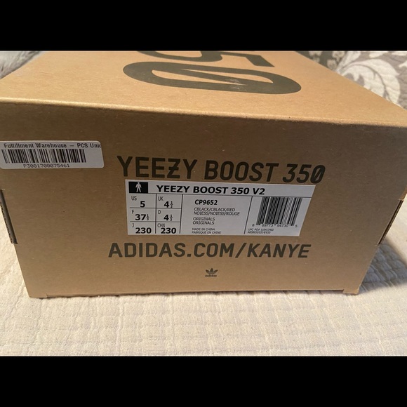 Adidas Yeezy Boost 350 V2 - Picture 5 of 9